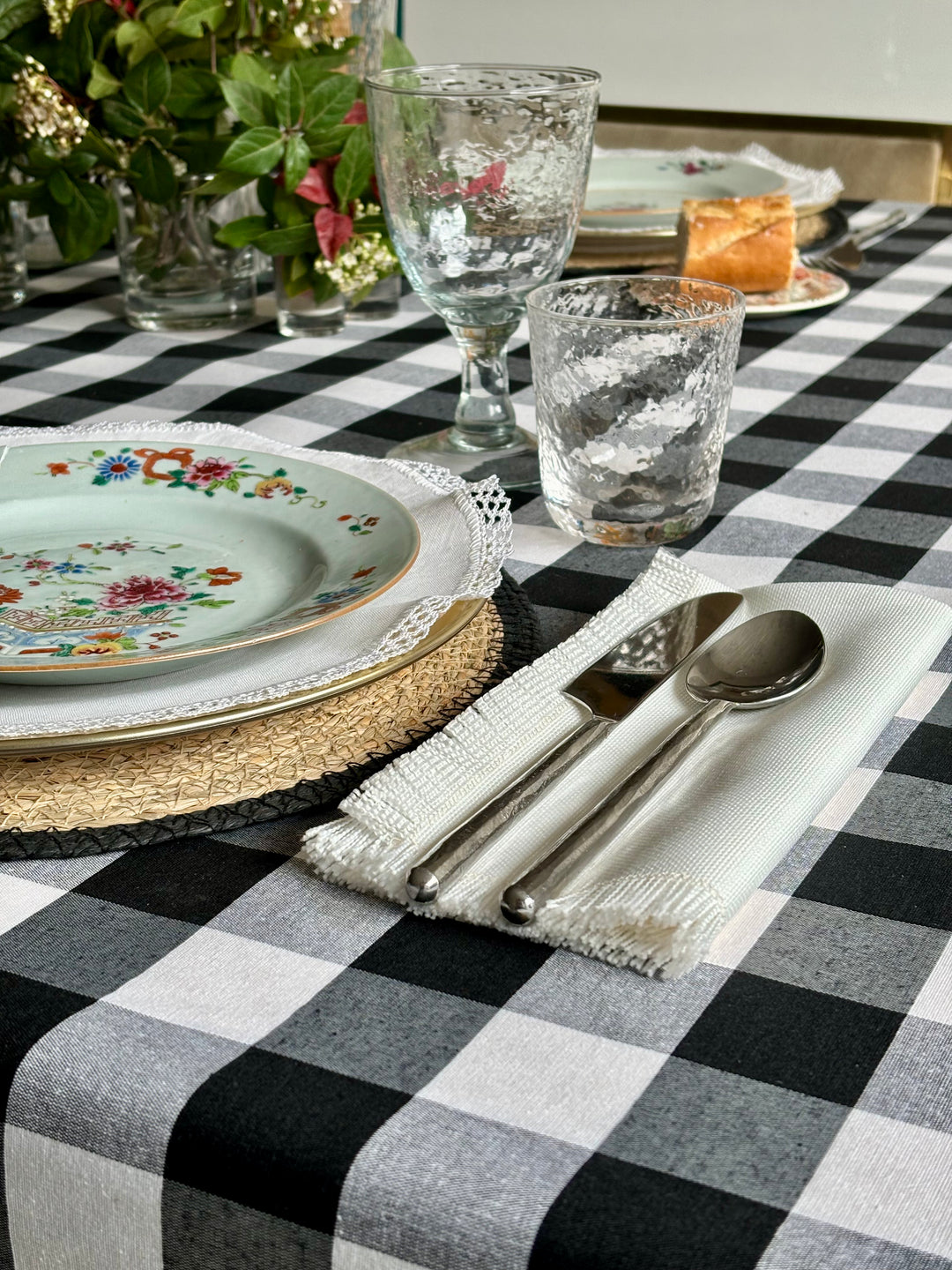 Mantel Resinado Vichy Negro/Blanco