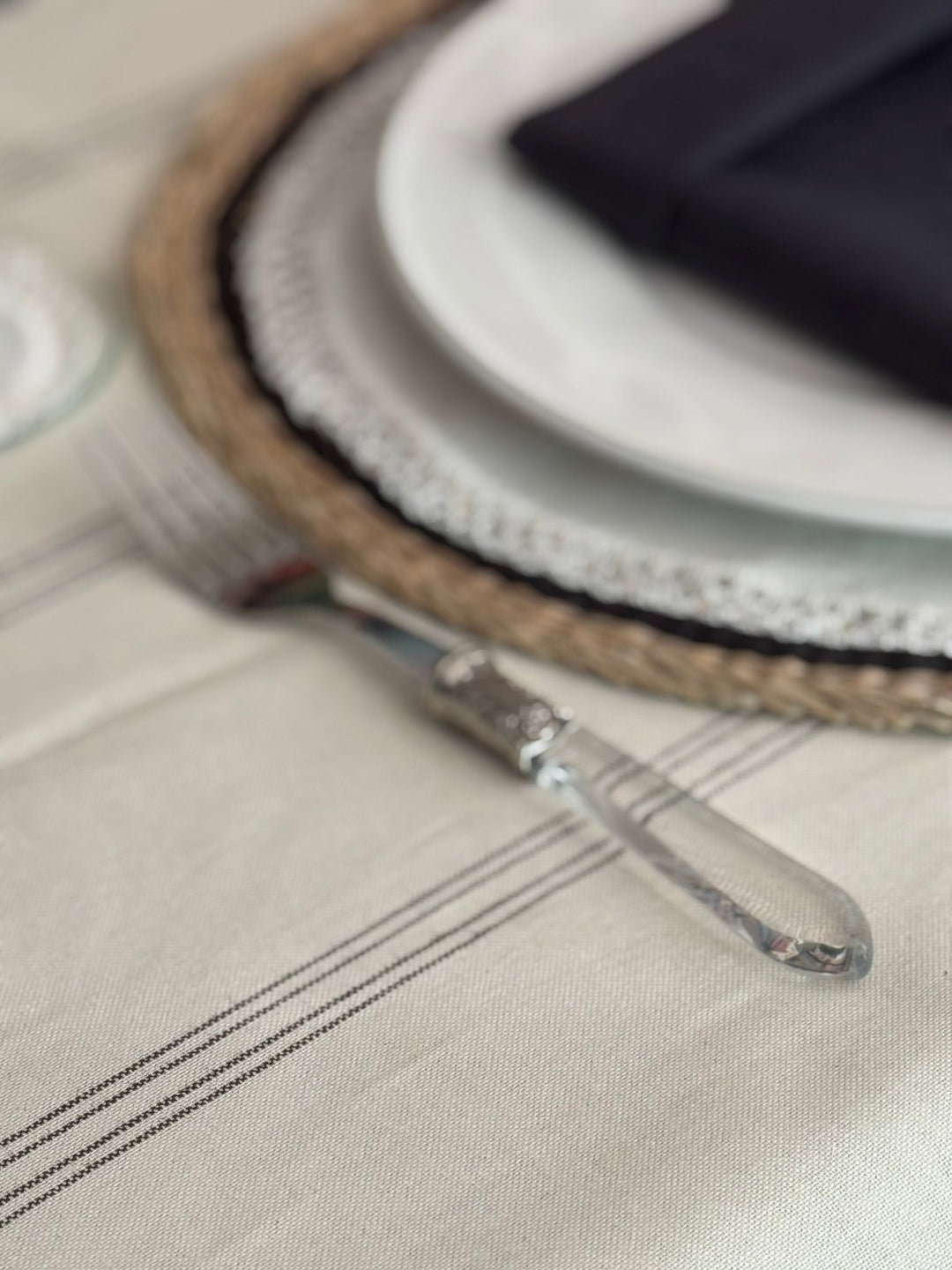 Mantel Resinado Black Line - La Compañía Francesa