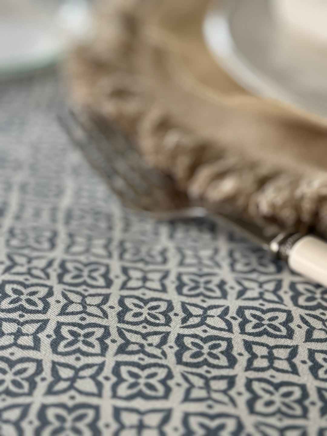 Mantel Resinado Ric Rac Azul - La Compañía Francesa