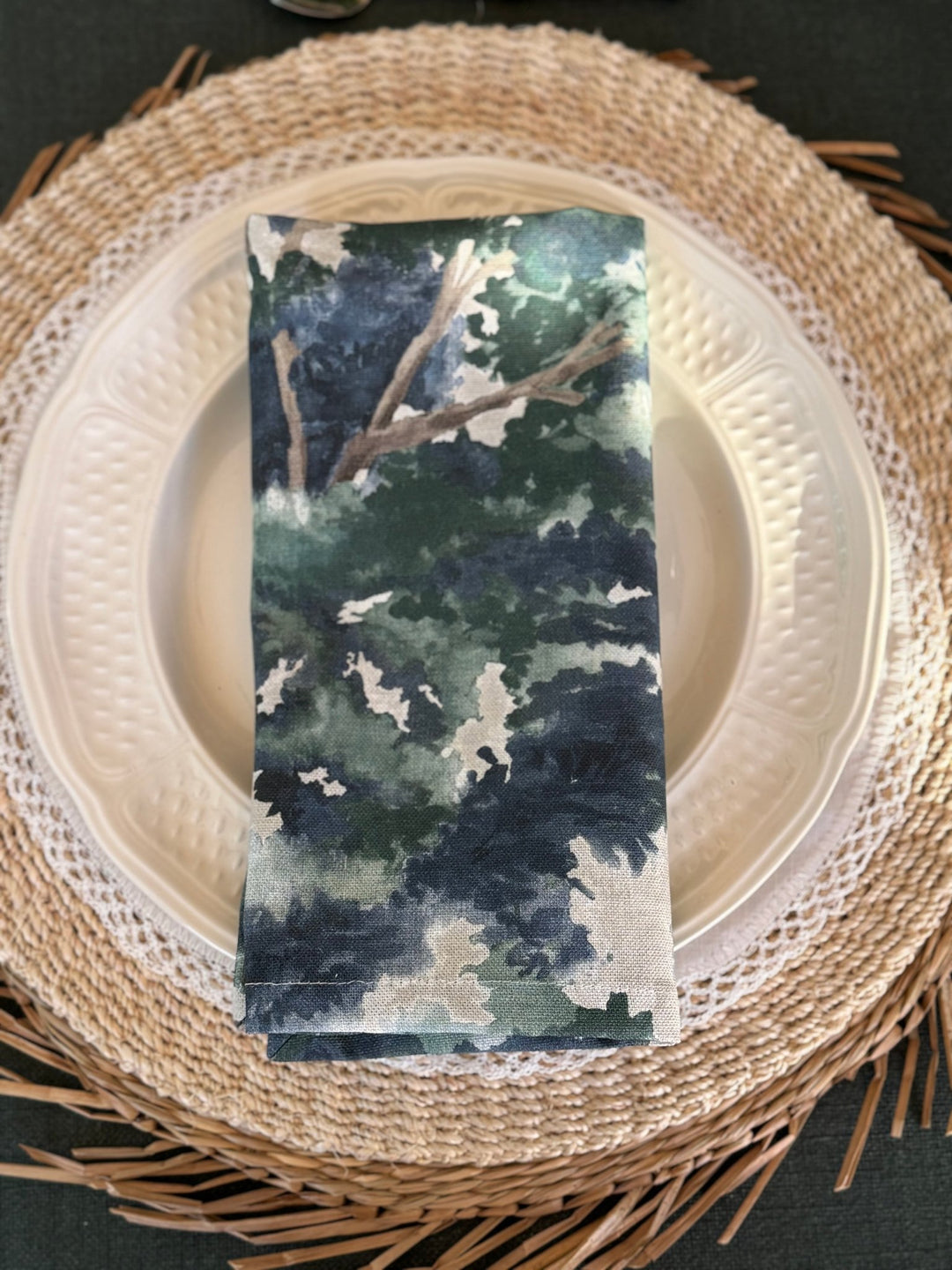 Mantel Resinado Verde Oscuro - La Compañía Francesa