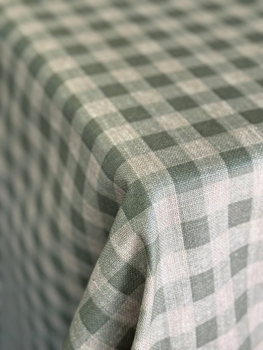 Mantel Resinado Vichy Verde Eucalipto/Lino - La Compañía Francesa