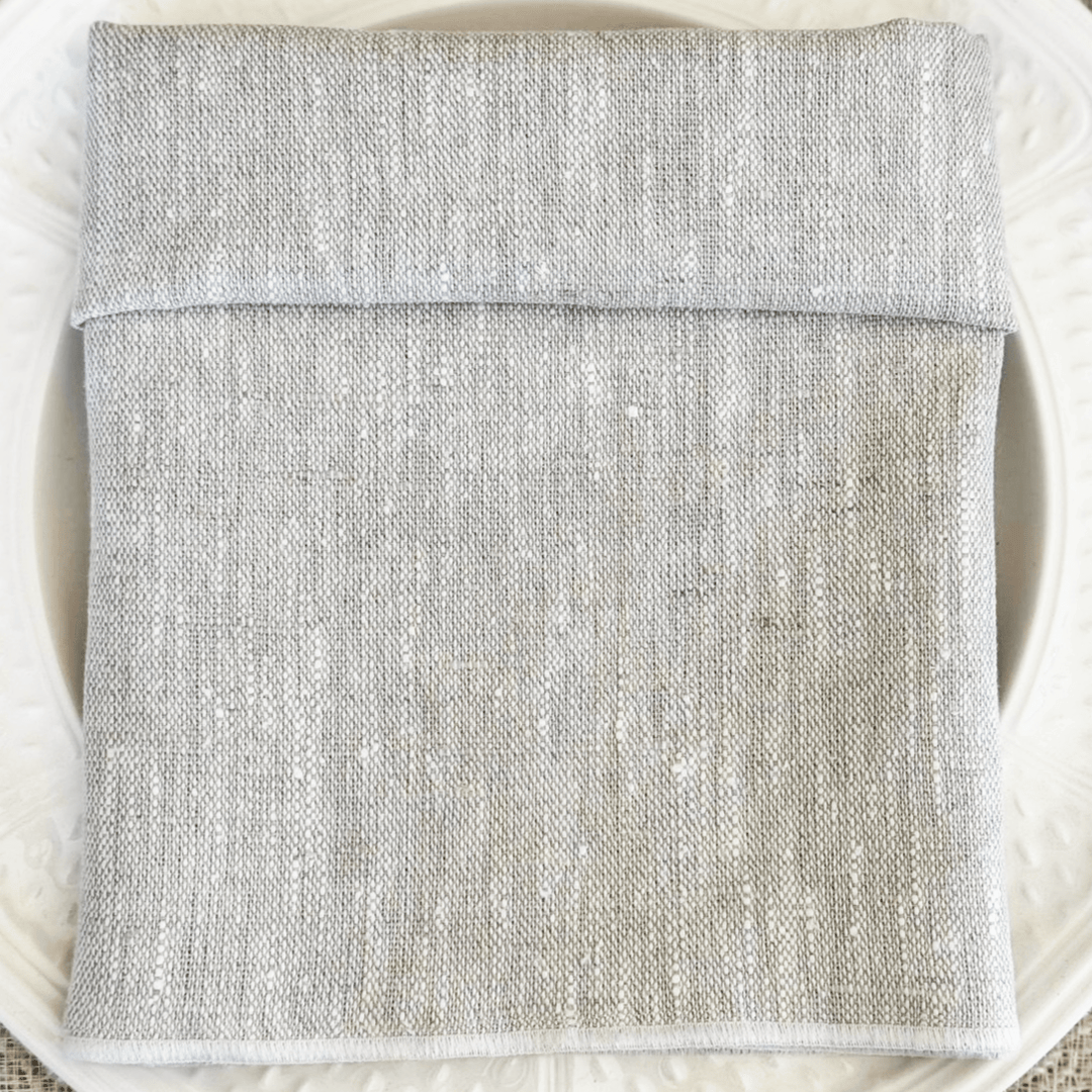 Servilleta de Lino Color Lino con Festón Piedra Claro - La Compañía Francesa