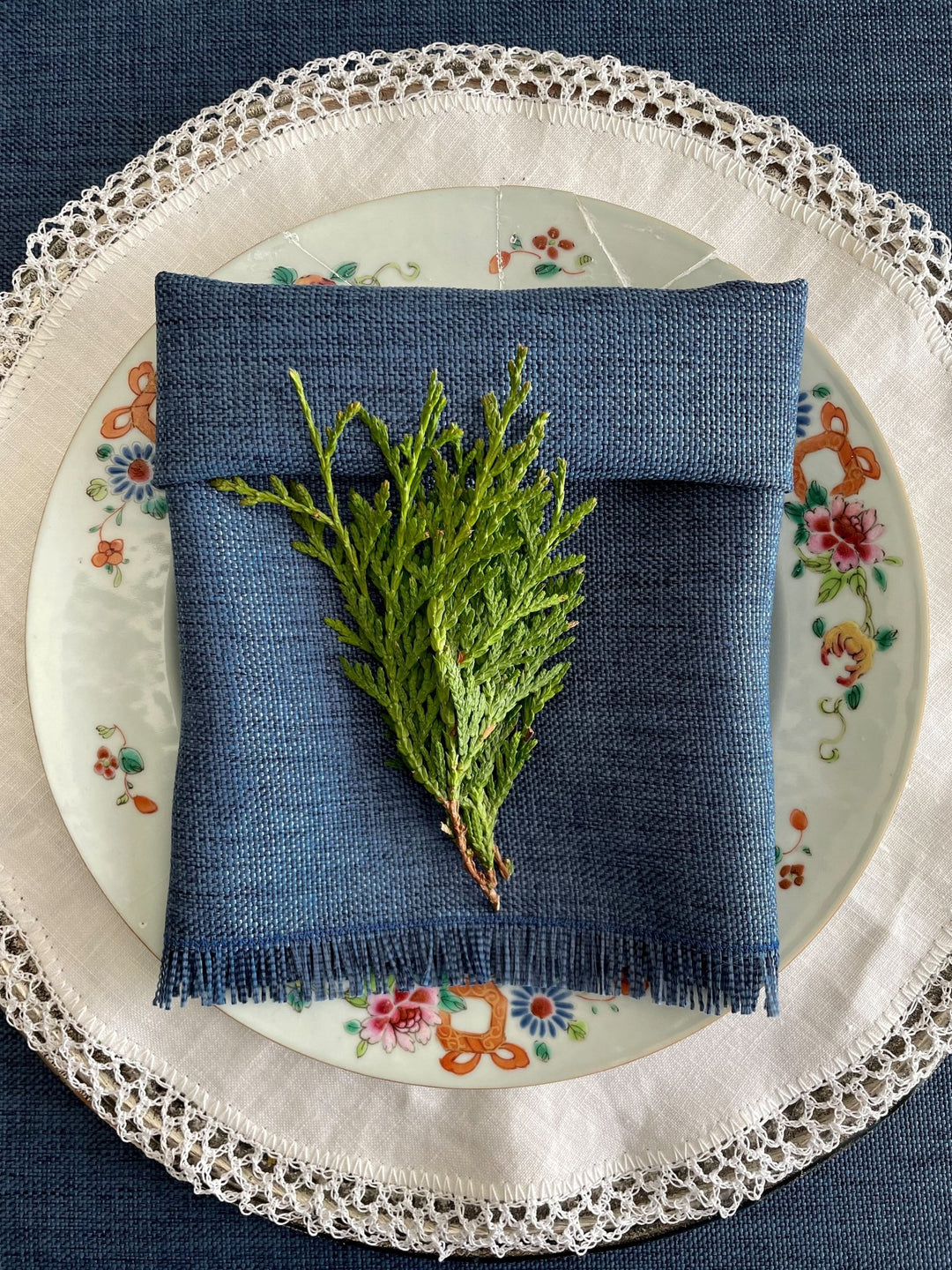 Mantel Kairo Azul Oscuro - La Compañía Francesa