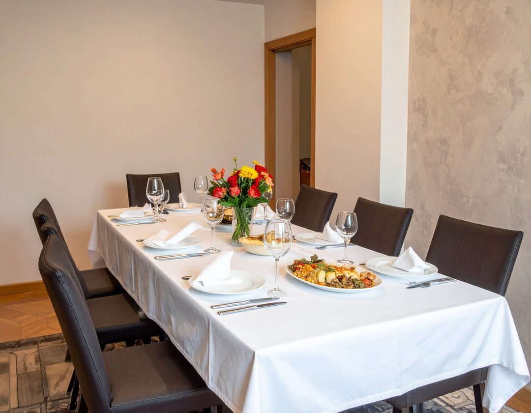 Cómo poner una mesa bonita para una cena - La Compañía Francesa