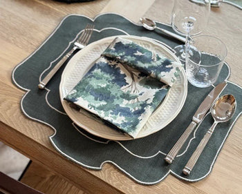 Cómo usar la servilleta de tela en la mesa - La Compañía Francesa