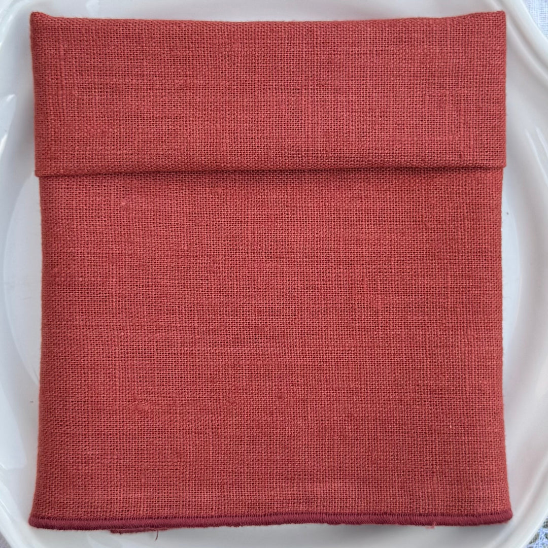 Provence Green Linen Napkin with Scalloped Edge