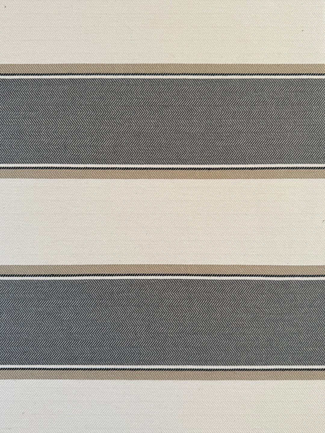 Resin-Coated Tablecloth Grey Stripes