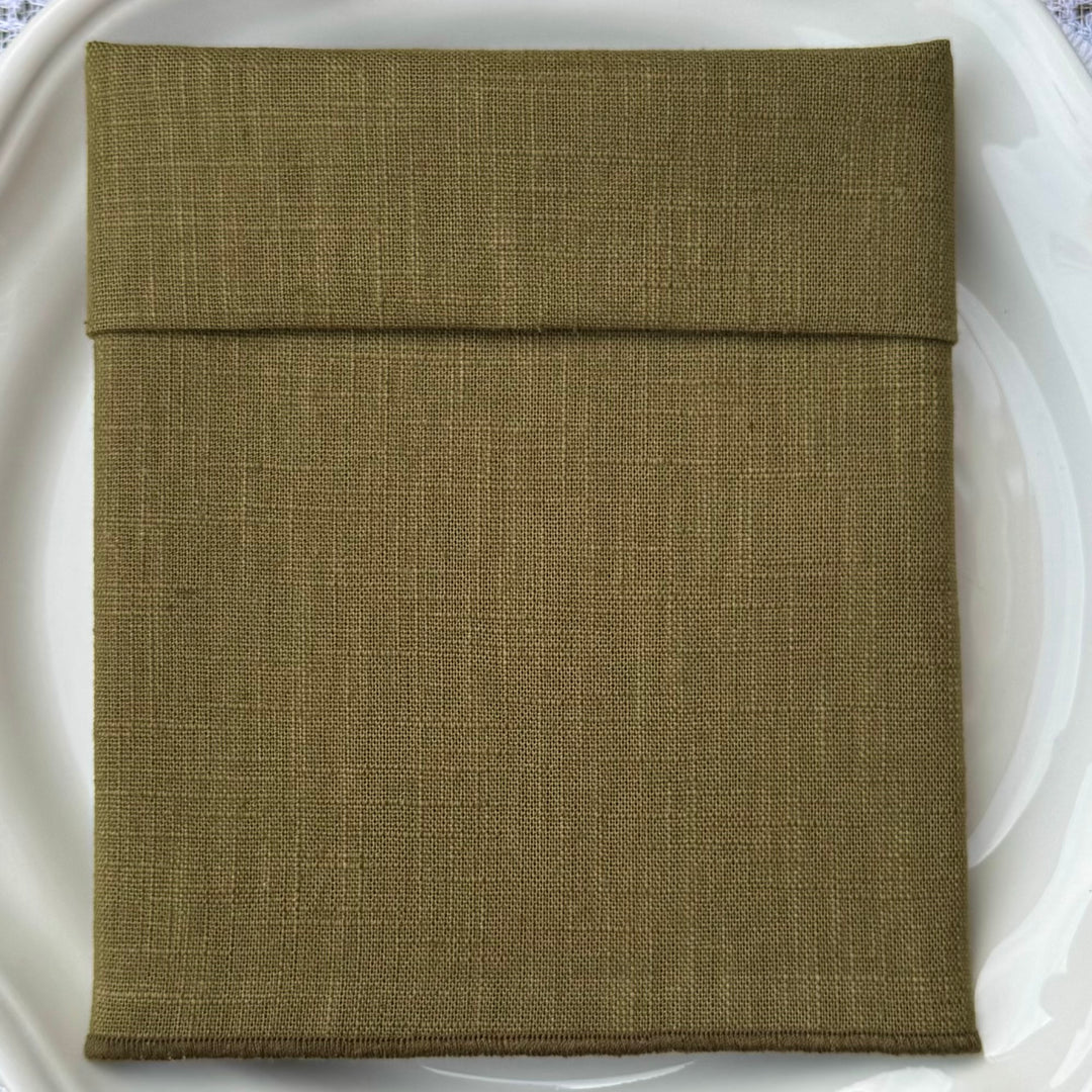 Provence Green Linen Napkin with Scalloped Edge