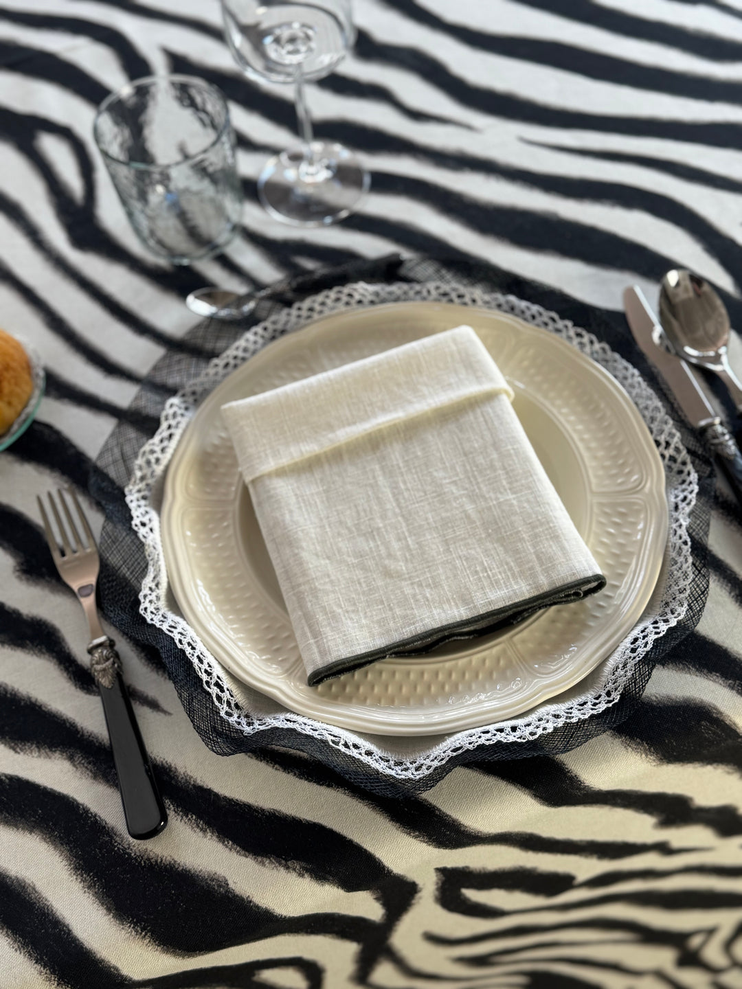 Mantel Estampado Black and White