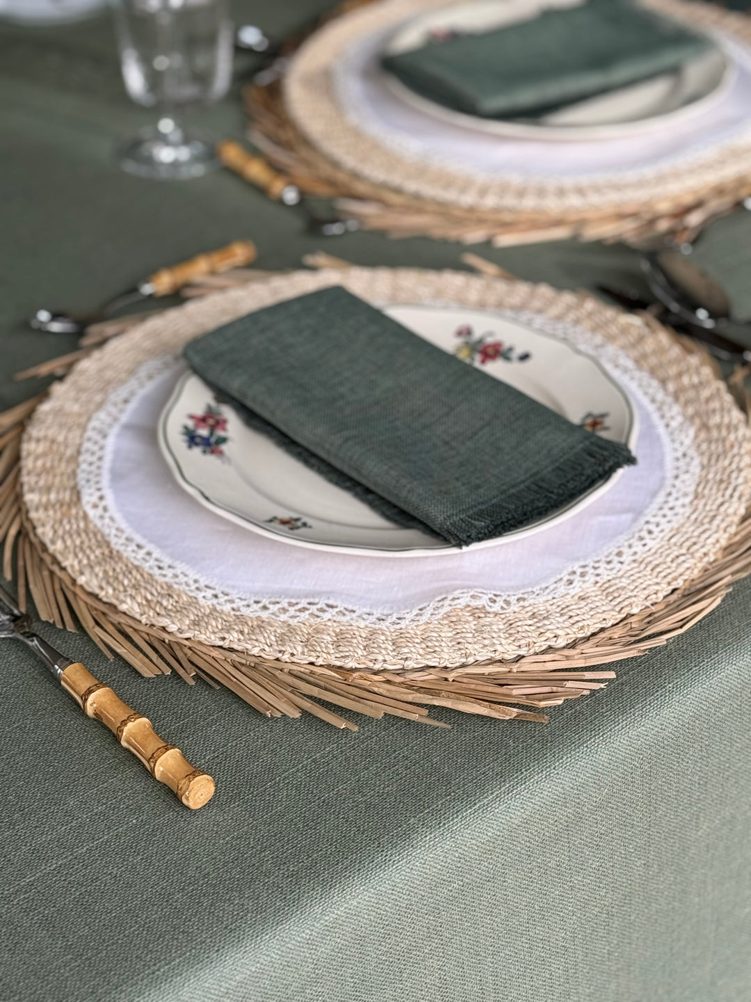 Mantel Resinado Verde Eucalipto