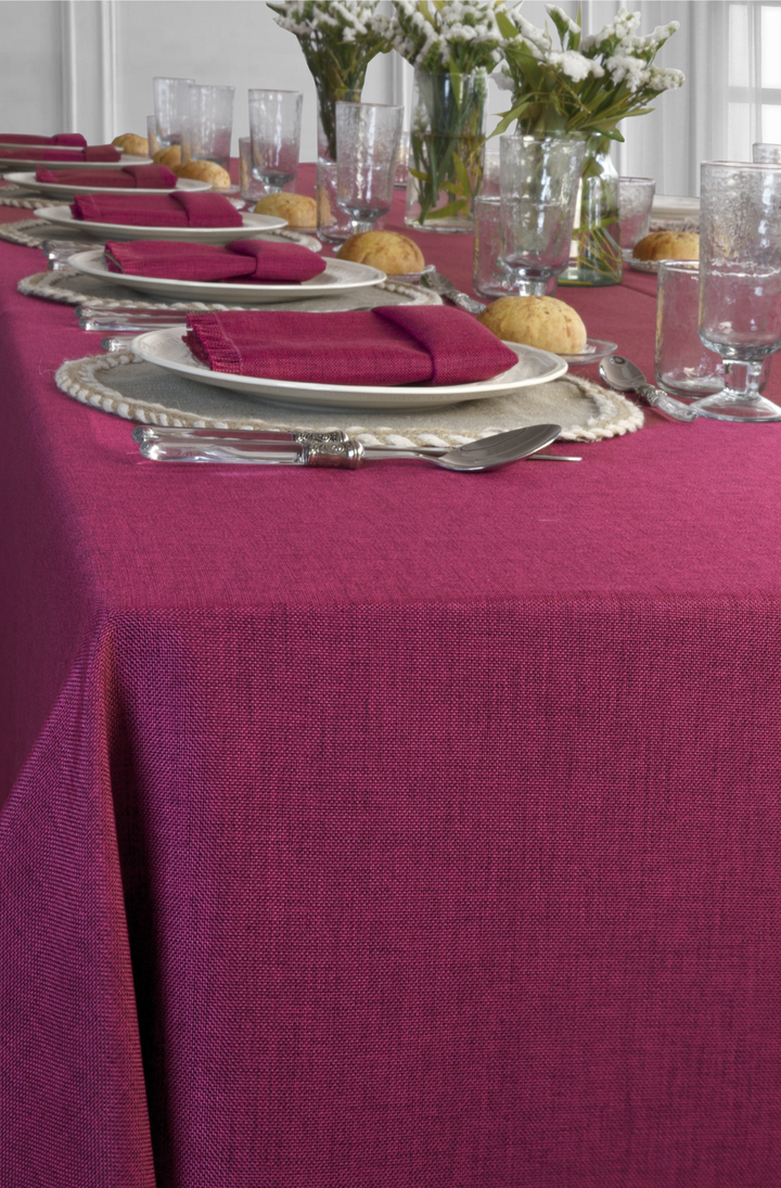 Kairo Raspberry Tablecloth