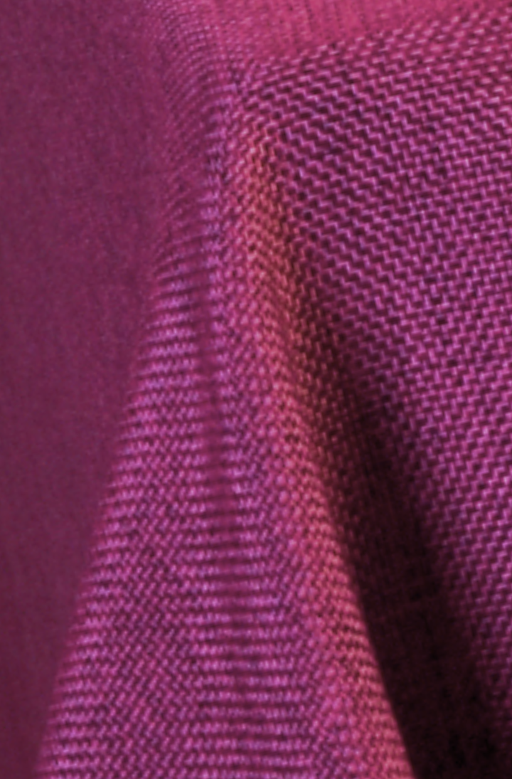 Kairo Raspberry Tablecloth