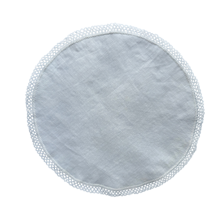 Bajoplato de Lino Blanco con Puntilla