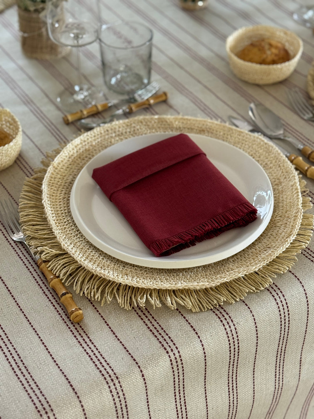 Mantel Resinado Chantilly Rouge