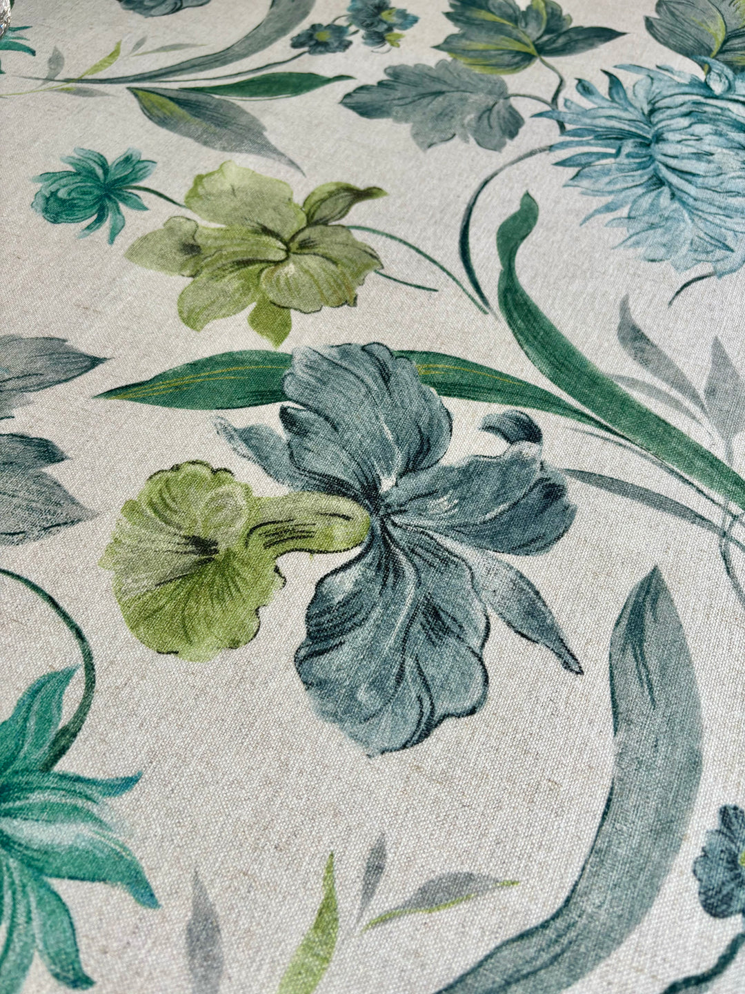 Daphne Printed Tablecloth