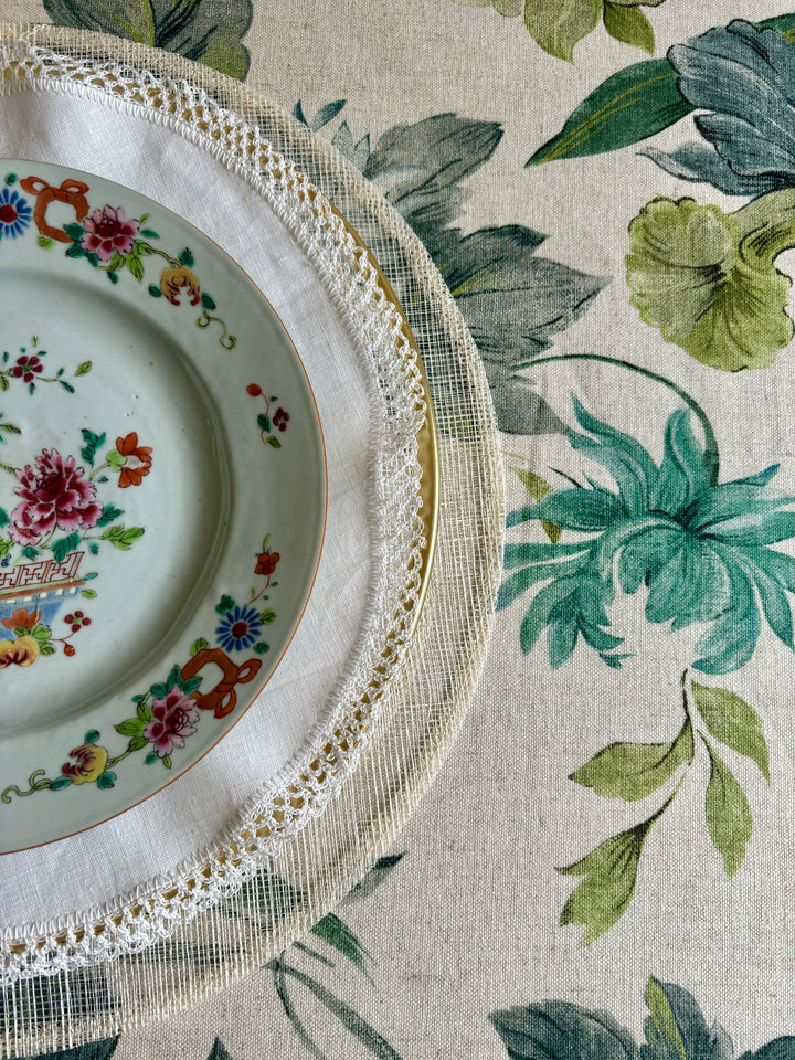 Daphne Printed Tablecloth