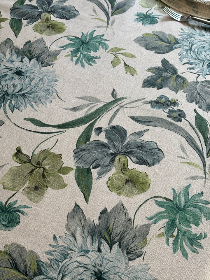 Daphne Printed Tablecloth