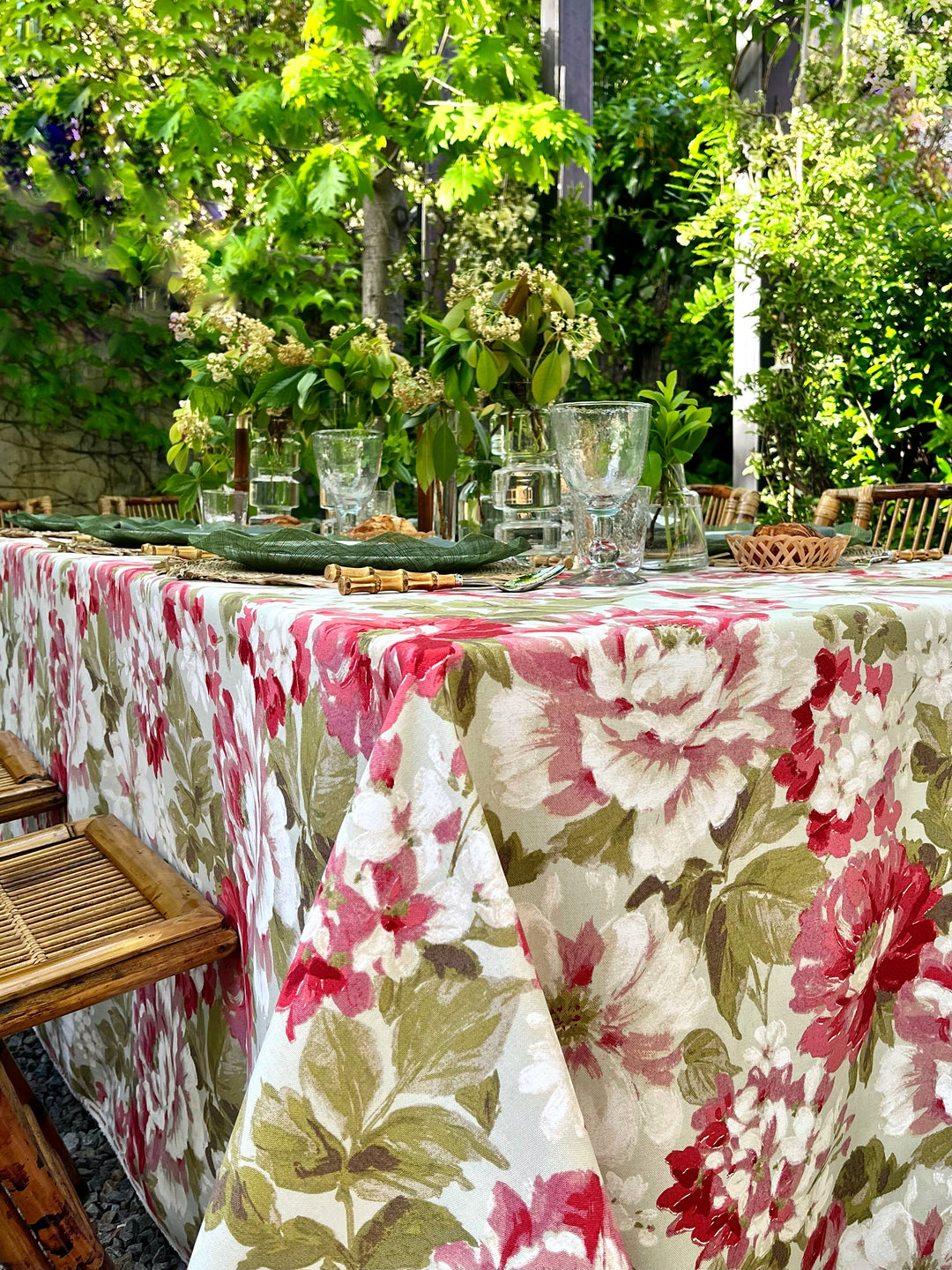 Nappe imprimée à fleurs