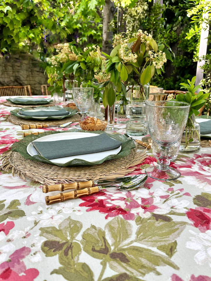 Nappe imprimée à fleurs