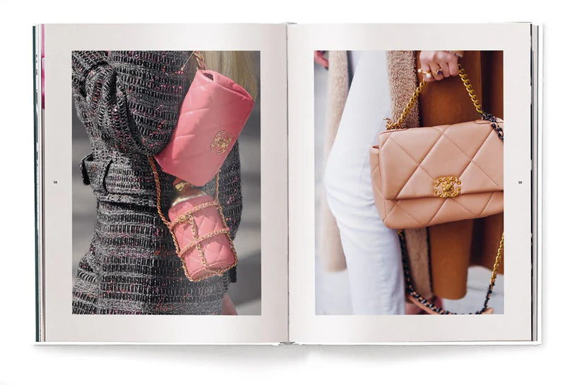 Livre Le guide ultime des sacs Chanel