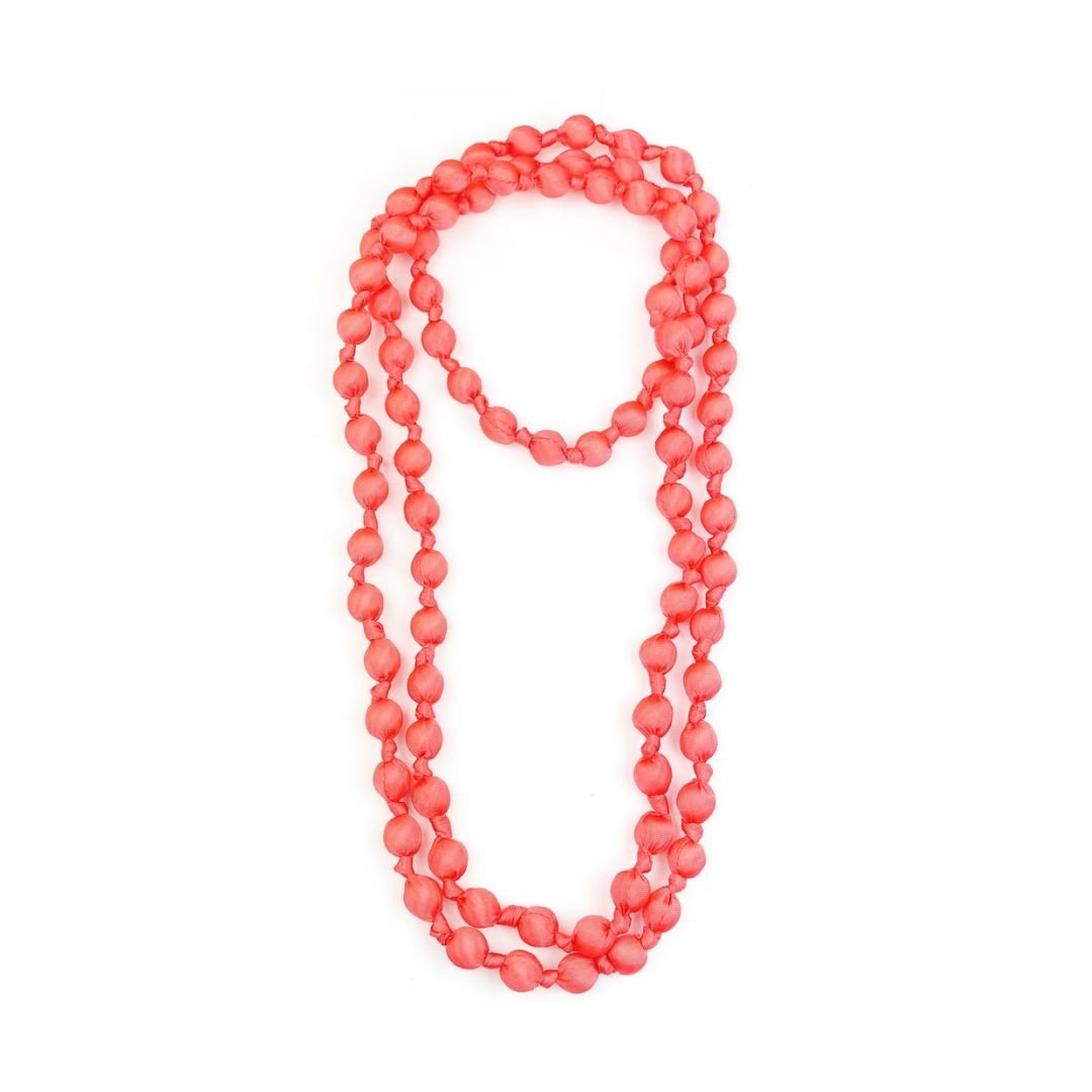 Collar Seda Coral - La Compañía Francesa