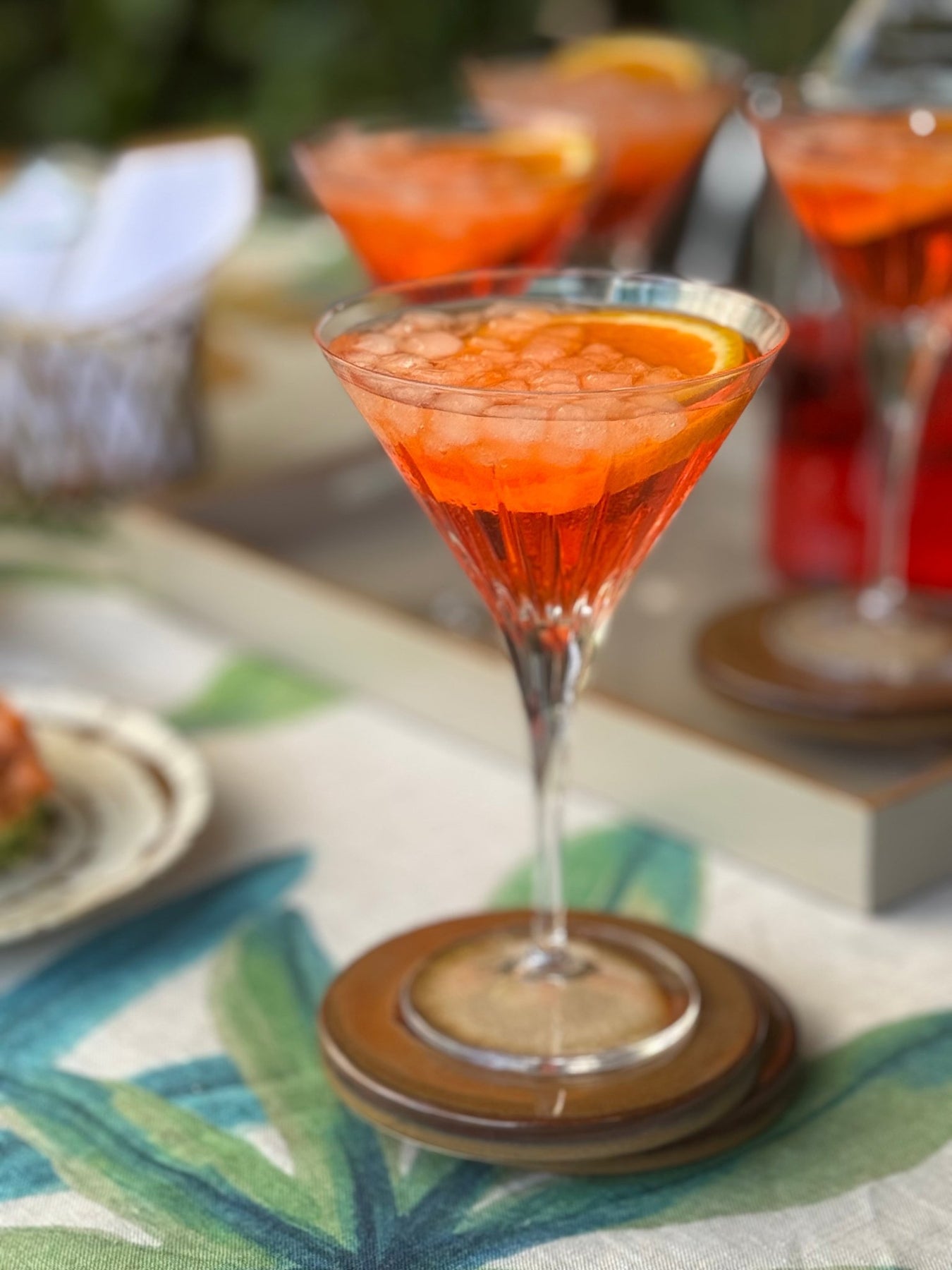 Qipecedm Lot de 4 verres coupés côtelés de 283,5 g - Verres à martini Qipecedm Lot de 4 verres coupés côtelés de 283,5 g - Verres à martini