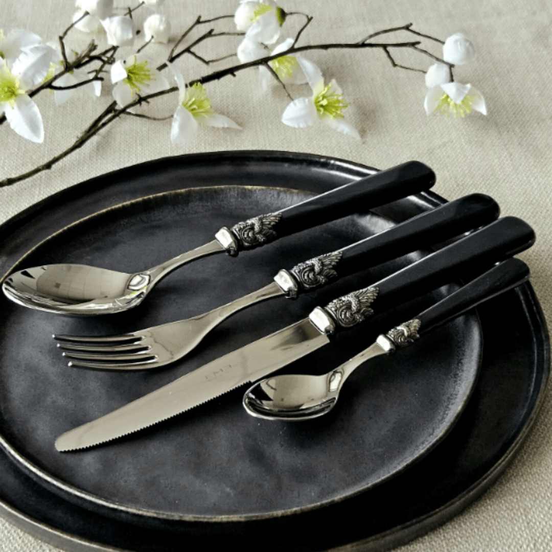 Cubiertos de Nácar con Brillo Negros Set/6 - La Compañía Francesa