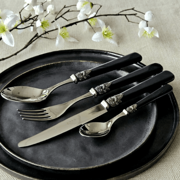 Cubiertos de Nácar con Brillo Negros Set/6 - La Compañía Francesa
