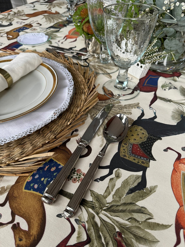 Mantel Estampado Cavaliers - La Compañía Francesa