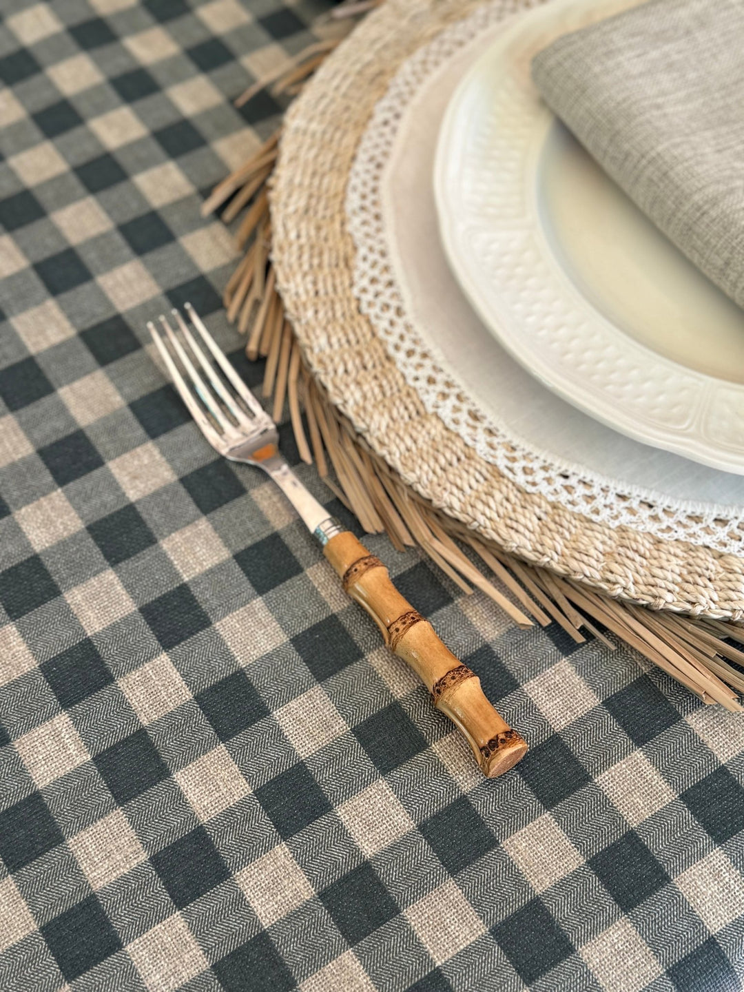 Mantel Resinado Vichy Azul/Lino - La Compañía Francesa