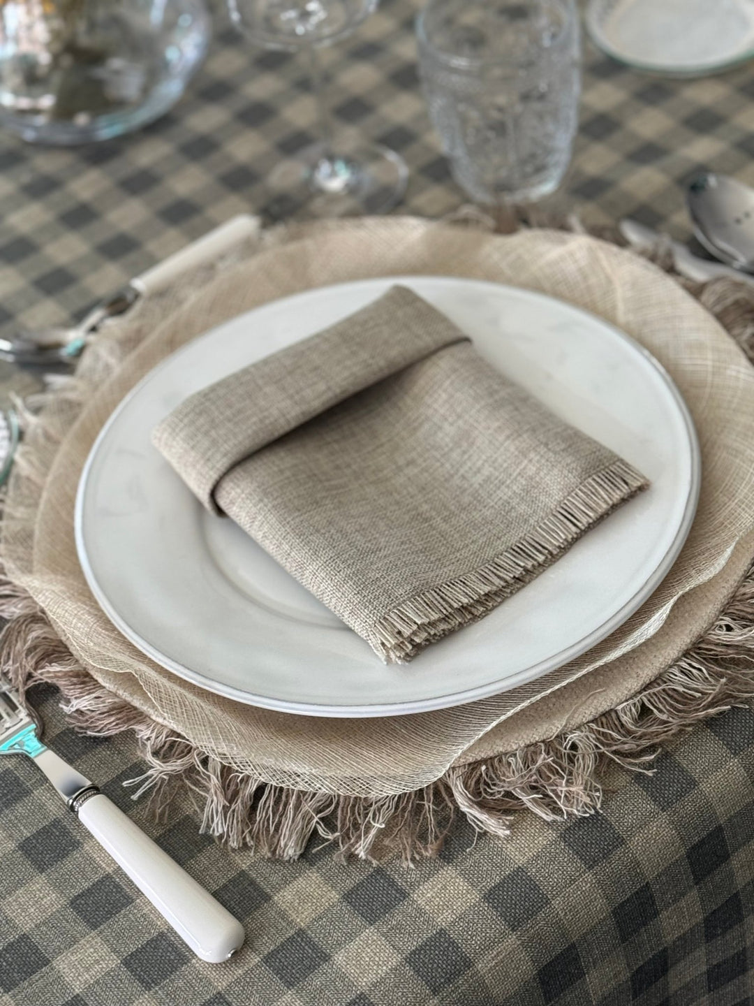 Mantel Resinado Vichy Gris Claro/Lino - La Compañía Francesa