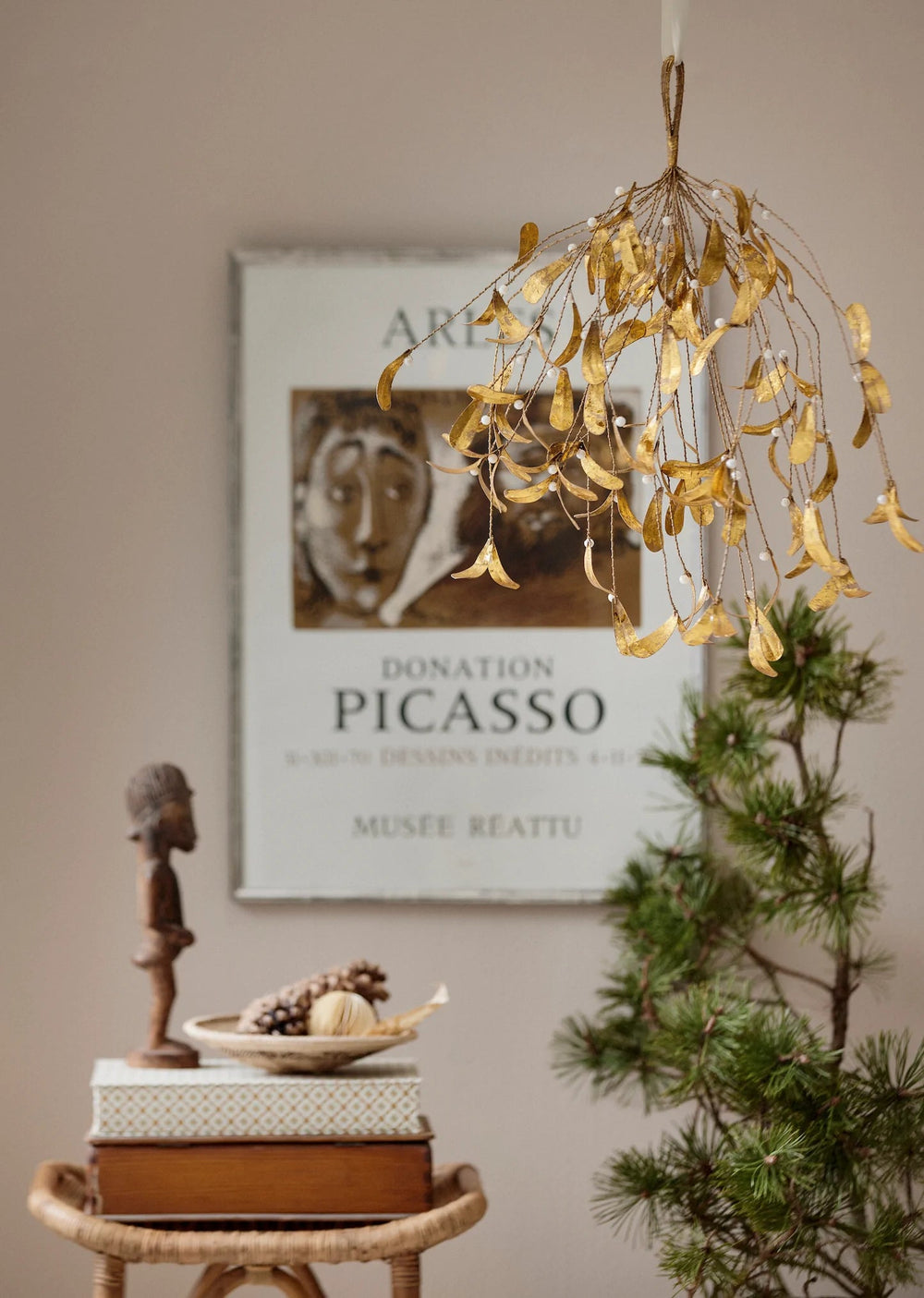 Rama de Muérdago Dorada Mediana - La Compañía Francesa